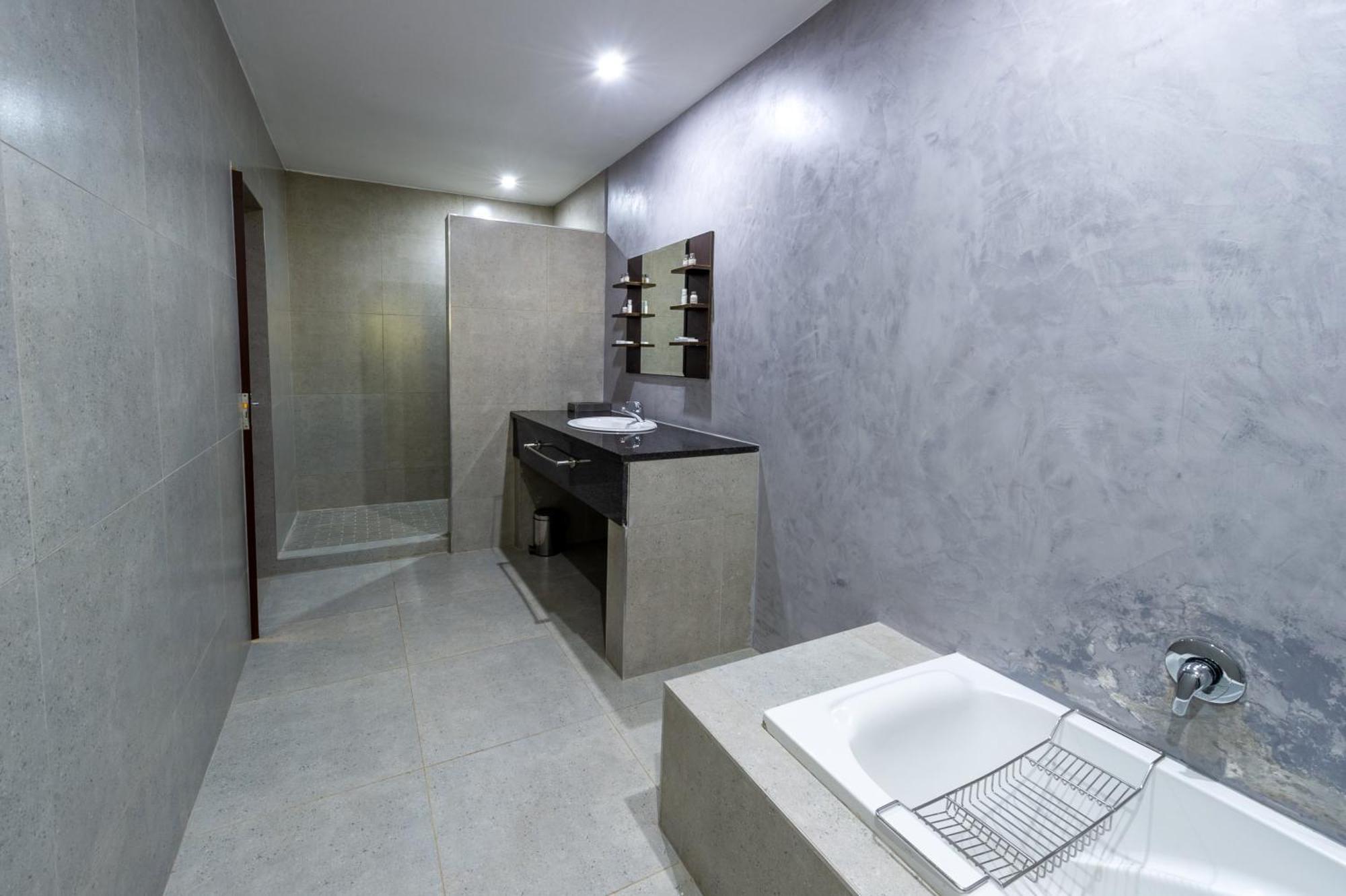 La Joya Lodge Conference Centre And Spa Pelindaba ภายนอก รูปภาพ
